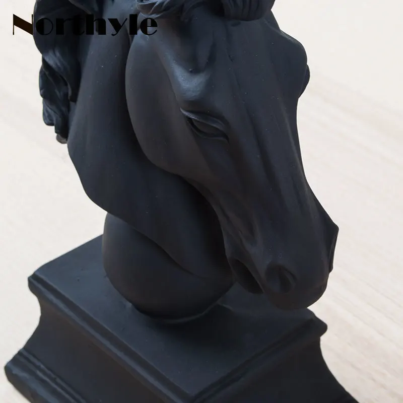 Unique black horse head statue resin figurine for home decoration craft feng shui xmas decor gift men | Дом и сад