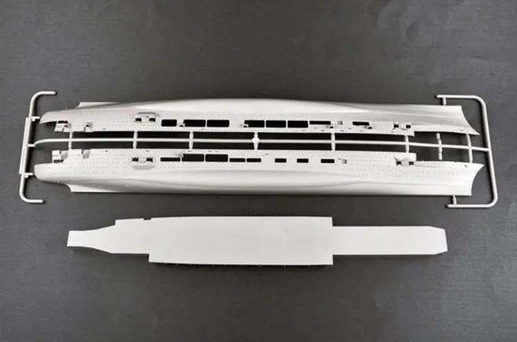 Trumpeter 1/350 05627 немецкий авиаперевозчик ВМС Graf Zeppelin|Наборы для сборки моделей| |