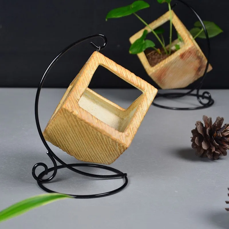 

Wrought Iron Hook Flower Pot Desktop Home Office Decoration Green Plant Hanging Basket Iron Frame Geometric Fleshy Flower Pot