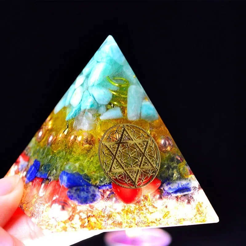 AURA REIKI Orgonite Energy Aogan Rune Pyramid Natural Chakra Spar Pyramid Orgone Office Decorations For Meditation Yoga