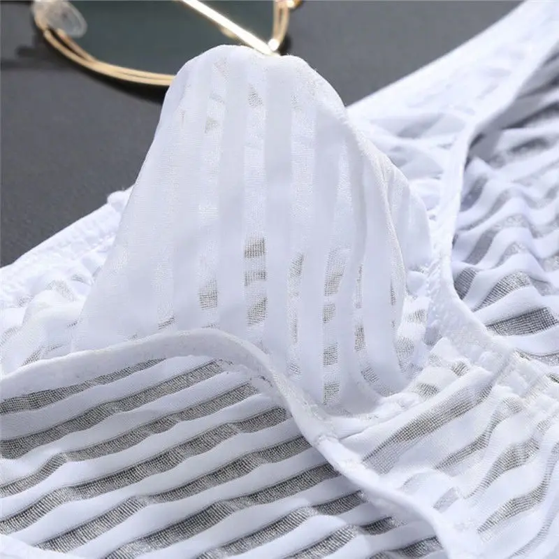 Мужские трусы брифы из сверхтонкого шелка| |