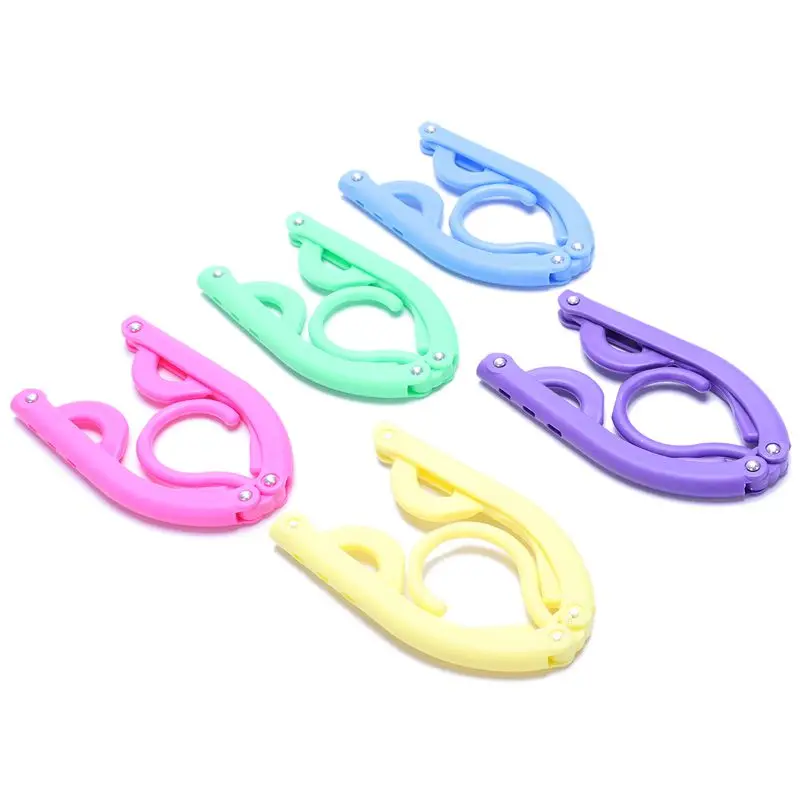5pcs Portable Travel Outdoor Camping Folding Plastic Clothes Coat Hangers Racks (Random Color) | Дом и сад