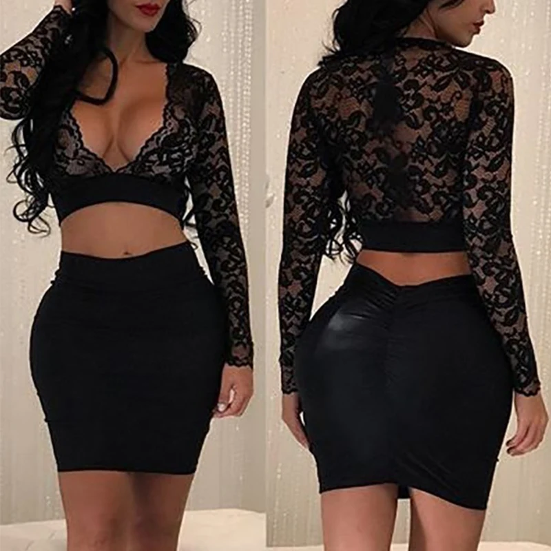 Женский комплект из двух предметов: кружевной кроп-топ с V-образным вырезом и