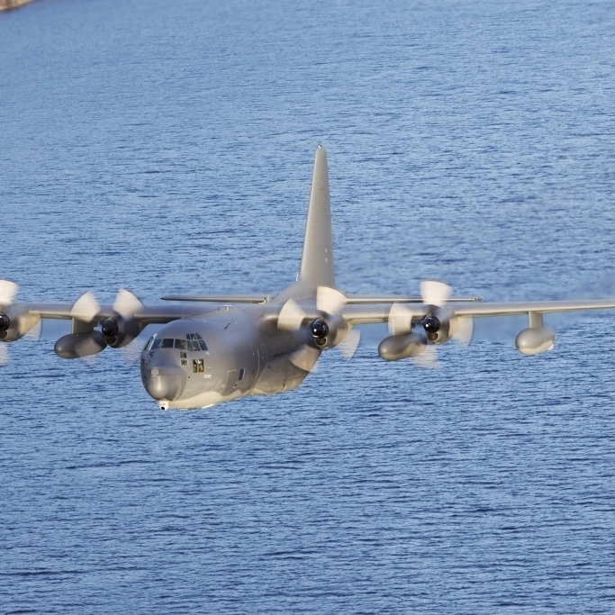 MC 130P Combat Shadow in flight over Scotland постер печать (34x23)|Таблички и знаки| |