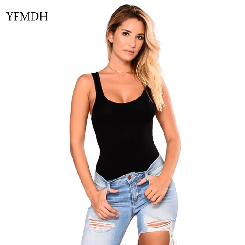 Женский комбинезон на бретельках облегающий эластичный без рукавов с открытой