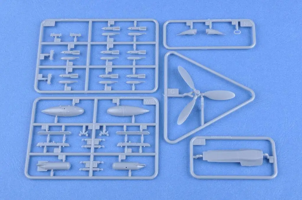 Hobbyboss 1/48 81718 Focke Wulf FW190D 11|Наборы для сборки моделей| |