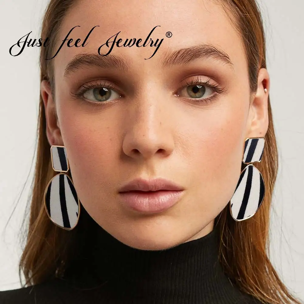 Женские длинные серьги подвески JUST FEEL простые геометрические в черно белую