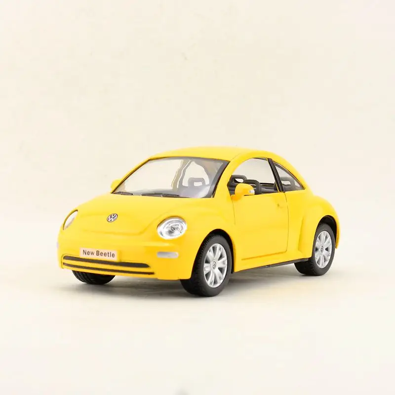Литая металлическая модель KINSMART/масштаб 1:24/Volkswagen New Beetle toy/Pull Back Car/для детского