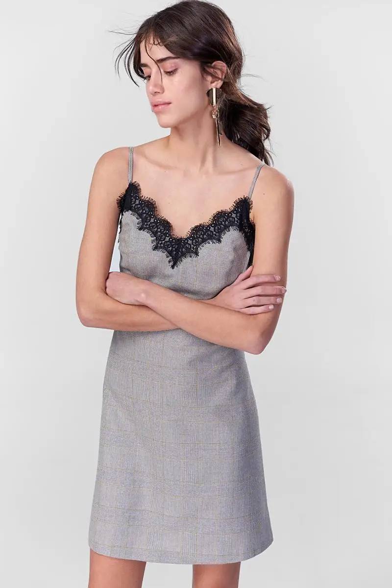 Trendyol черное клетчатое платье с кружевной отделкой TOFSS18EK0109|Женские платья| |