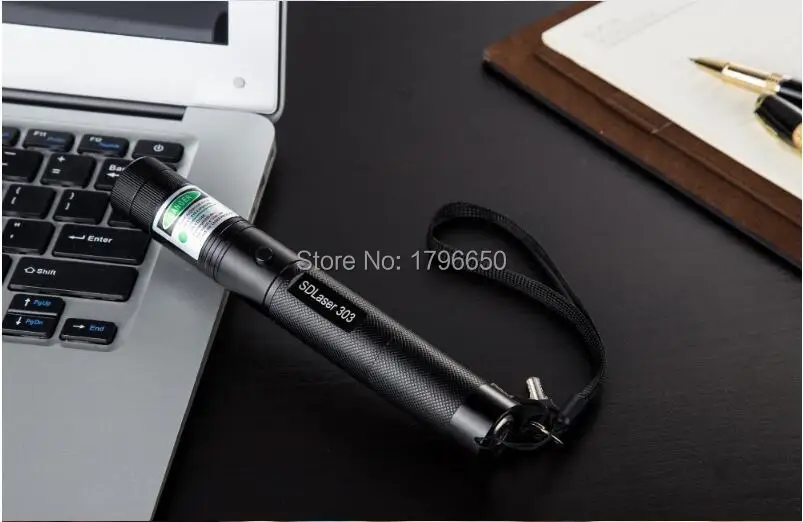 

Hot AAA High power Military 500000m 500w 532nm Green laser pointer Flashlight Light Burning Beam match,Burn cigarettes Hunting