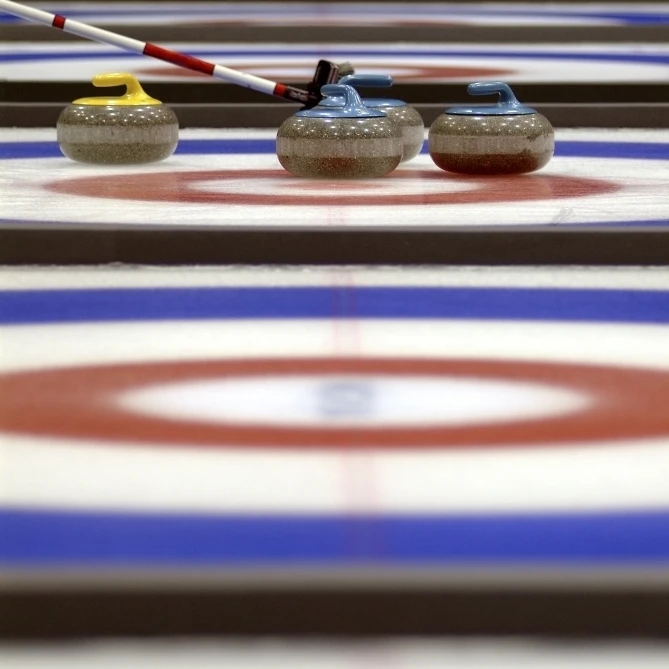 Curling Rocks On Ice Poster Print (12 x 17) | Дом и сад