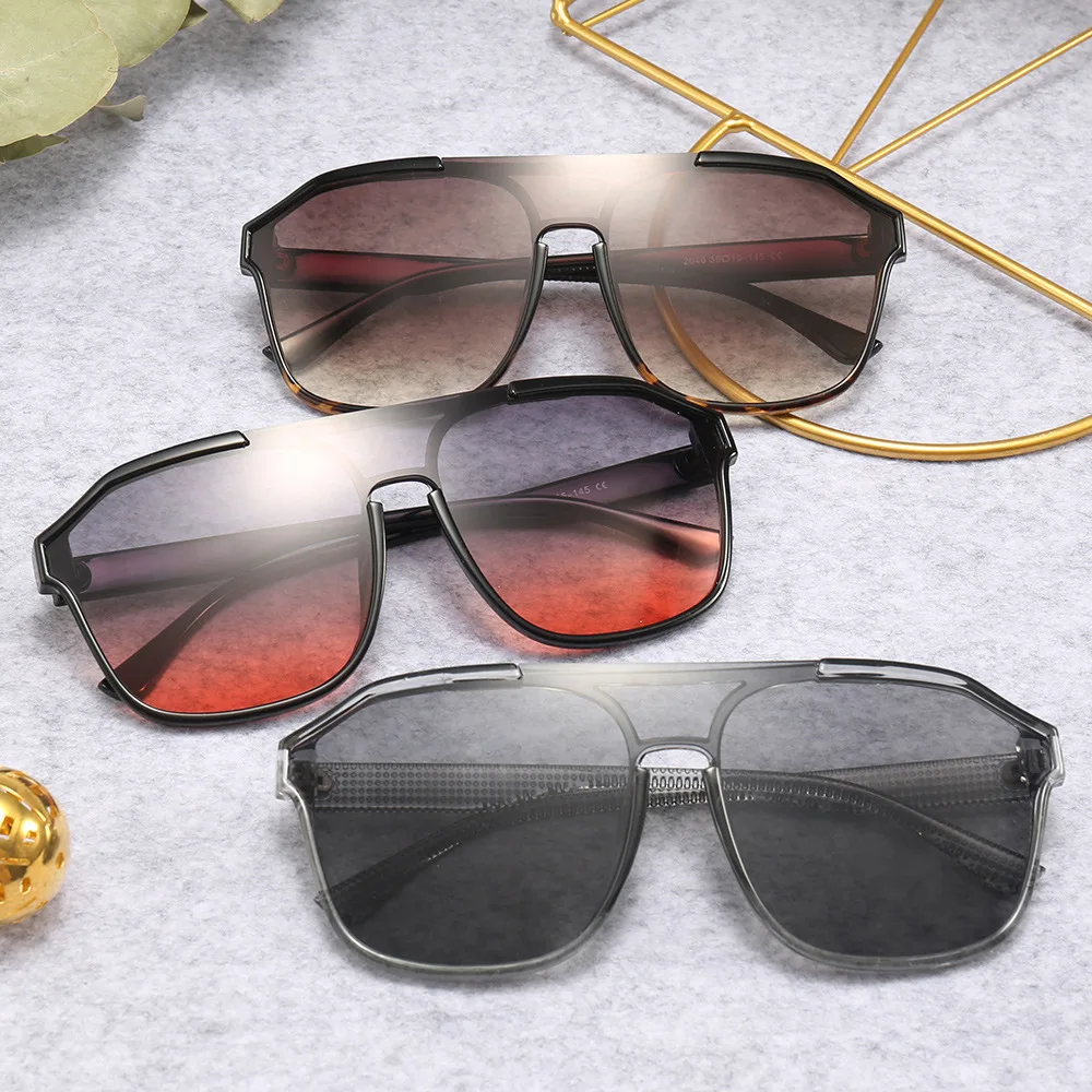 

2019 Fashion Cat Eye Sunglasses Women Brand Design Vintage Gradient Ladies Oversized Sun Glasses for Female UV400 DF20046