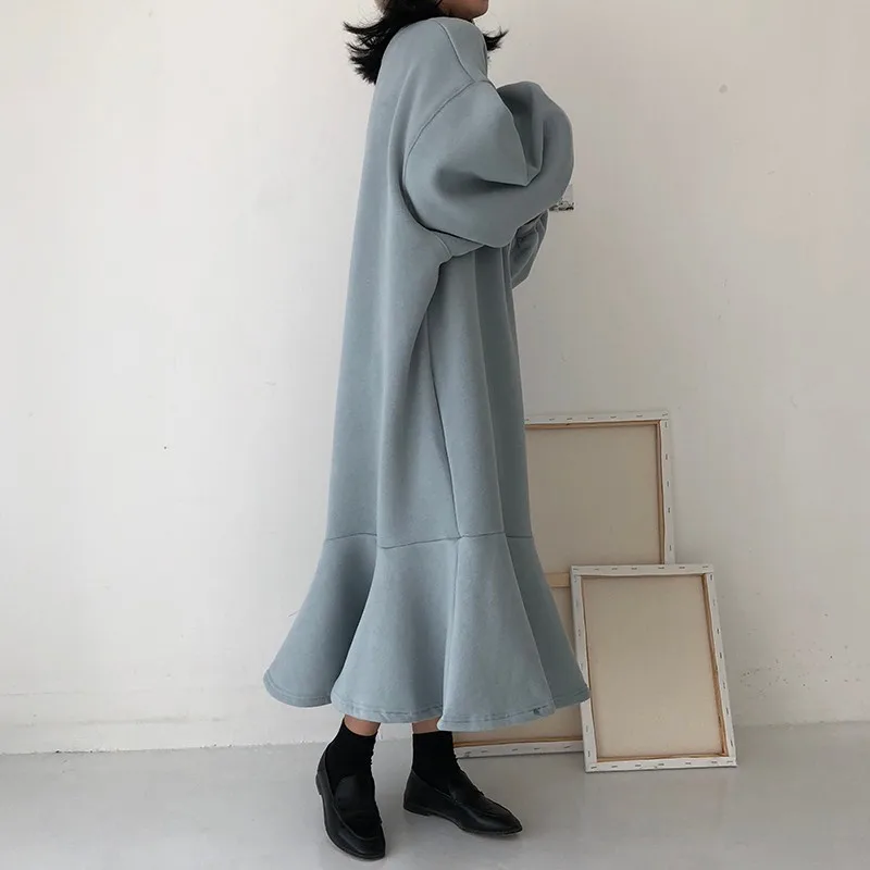 TWOTWINSTYLE Корейская толстовка платье Женский фонарь с длинным рукавом негабаритных