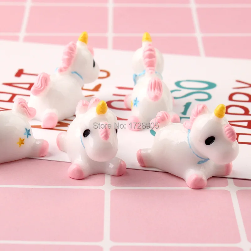 

Resin Unicorn Craft Cabochon 3D Flat Back Resin Cabochons 10pcs 30mm Cute Lovely kawaii Unicorn Decoration Accessories for Kids