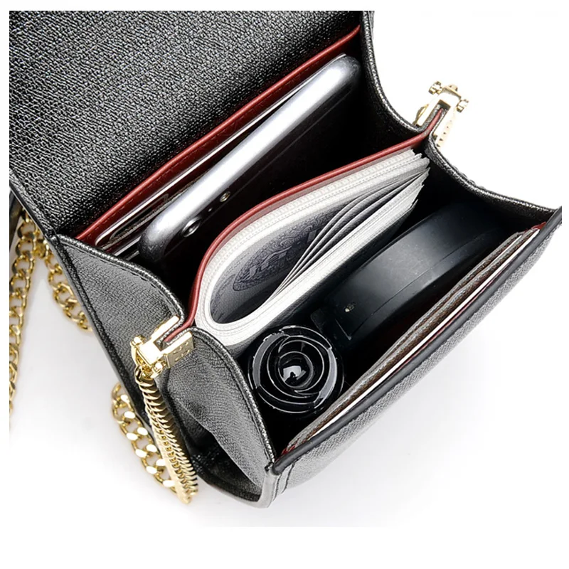 

Women messenger Bags 2019 Brand Mini Phone Bags Fashion Chains Purse Belt High Quality Crossbody Bag Designer Girls50