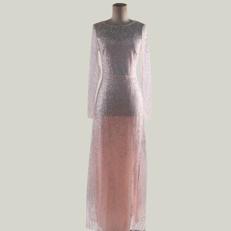Женское вечернее платье с длинным рукавом элегантное розовое круглым вырезом и