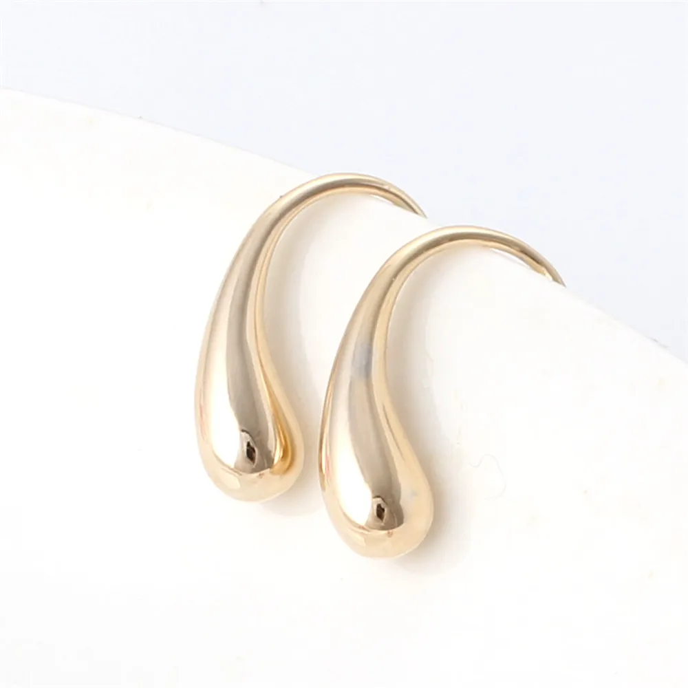 

Fashion Jewelry Copper Metal Drop Water Earring Gold Color Studs for Women Wedding Party Accessories