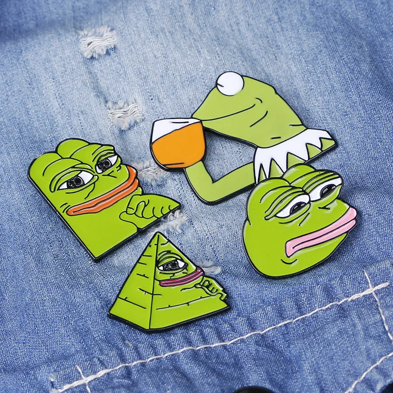 Модные джинсы рубашка булавочные орнаменты странно клоун Pepe лягушка Пепе брошь с