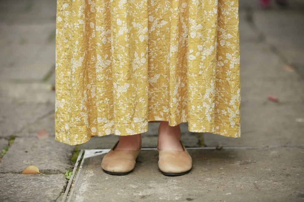 Y601 Оригинальное легкое платье с высокой талией и складками Mianma принтом в