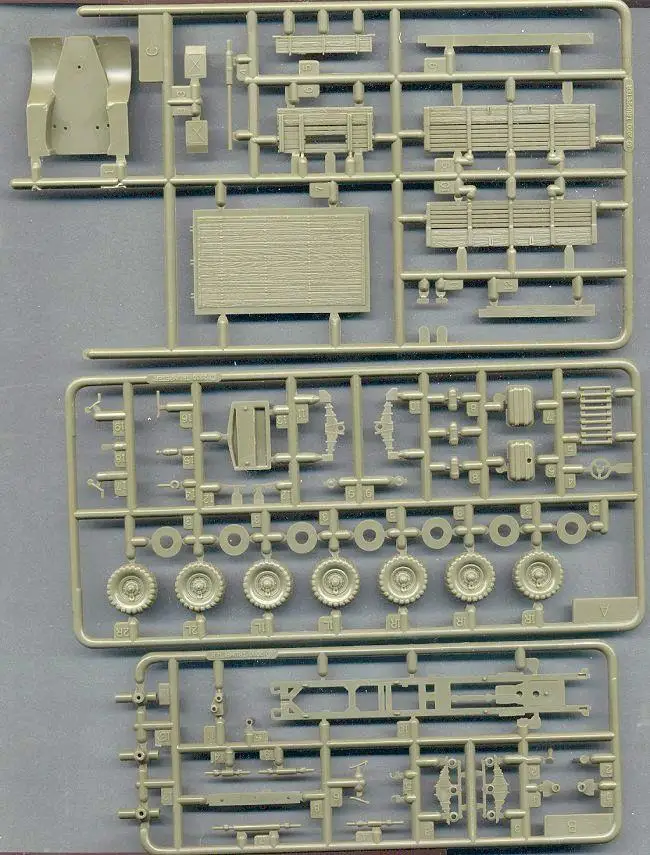 Грузовик Trumpeter 1/72 01101 года в стиле оверсайз | Игрушки и хобби