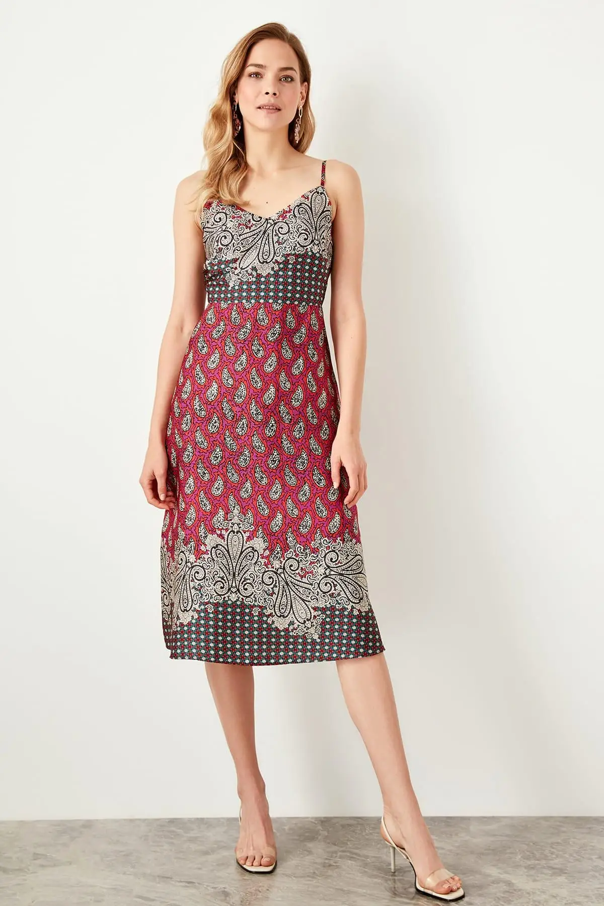 Trendyol/платье с разноцветными бретельками TWOSS19LJ0255|Женские платья| |
