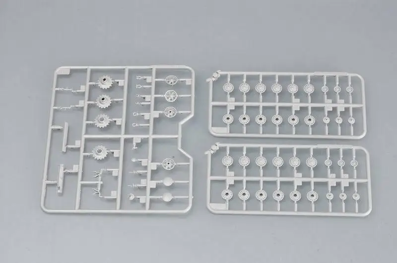 Модель Trumpeter 1/72 модель 07235 российского стандарта 1940 | Игрушки и хобби