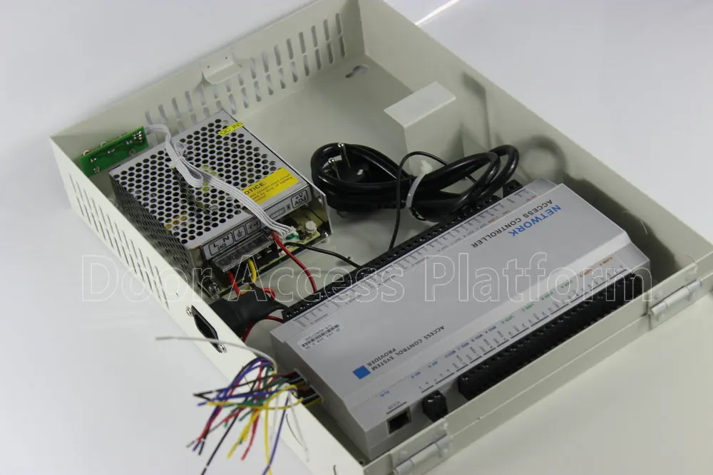 16 дверей вход + выход все с помощью салфеток 32 RFID кардридером дверной затвор Веб