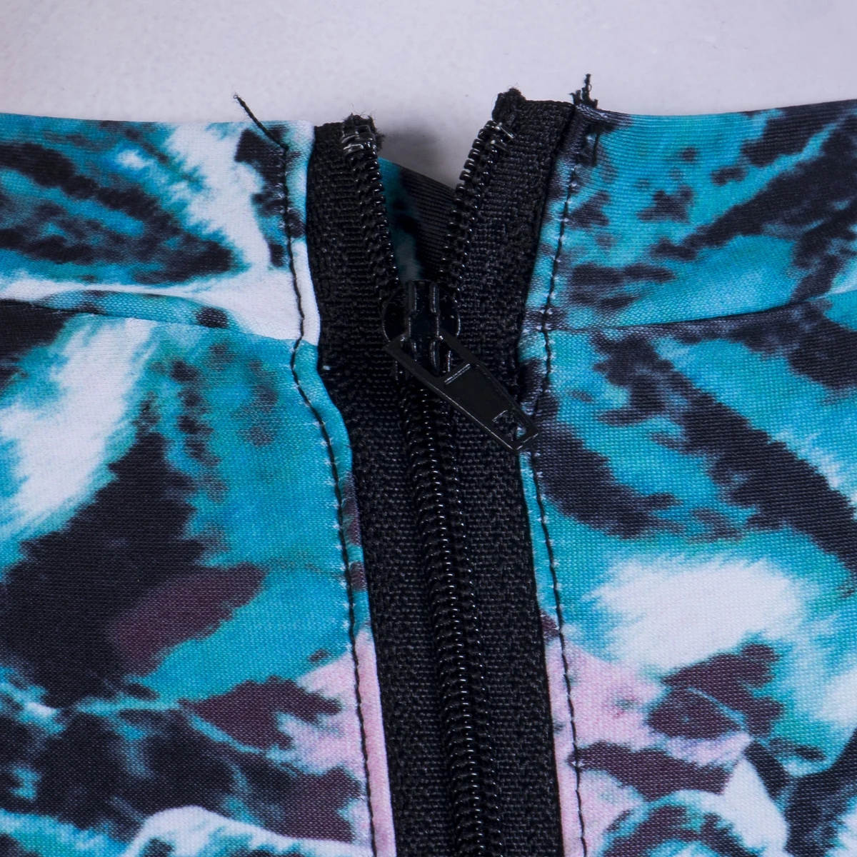 Женский купальник-бикини с принтом и длинным рукавом монокини купальник