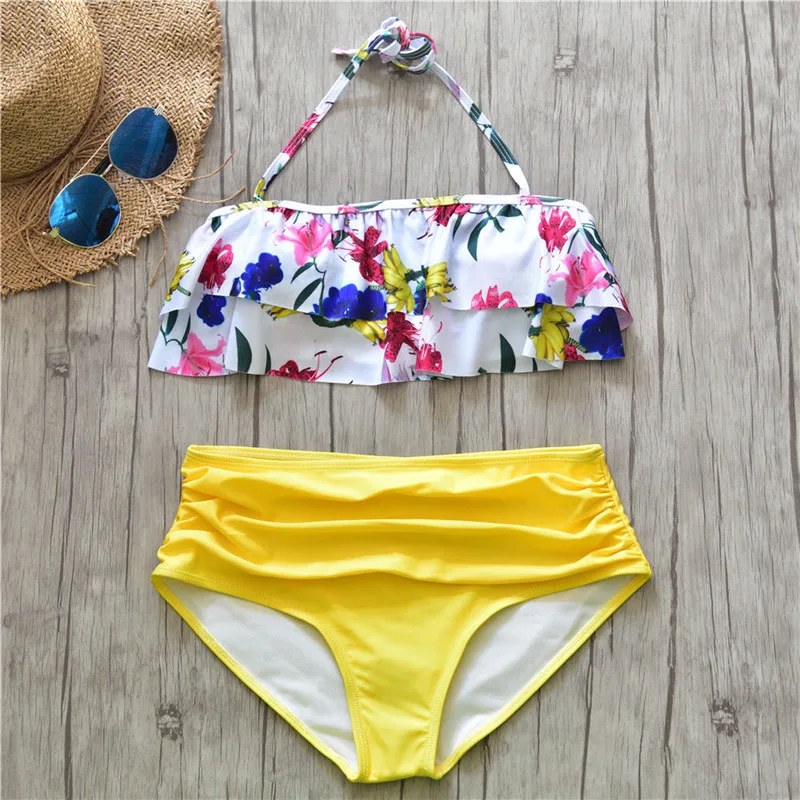 

Family Matching Swimsuit 2019 Summer Women Kids Baby Girls Ruffles Bathing Suit Mother Daughter Floral Printed Swimwear Swimsuit
