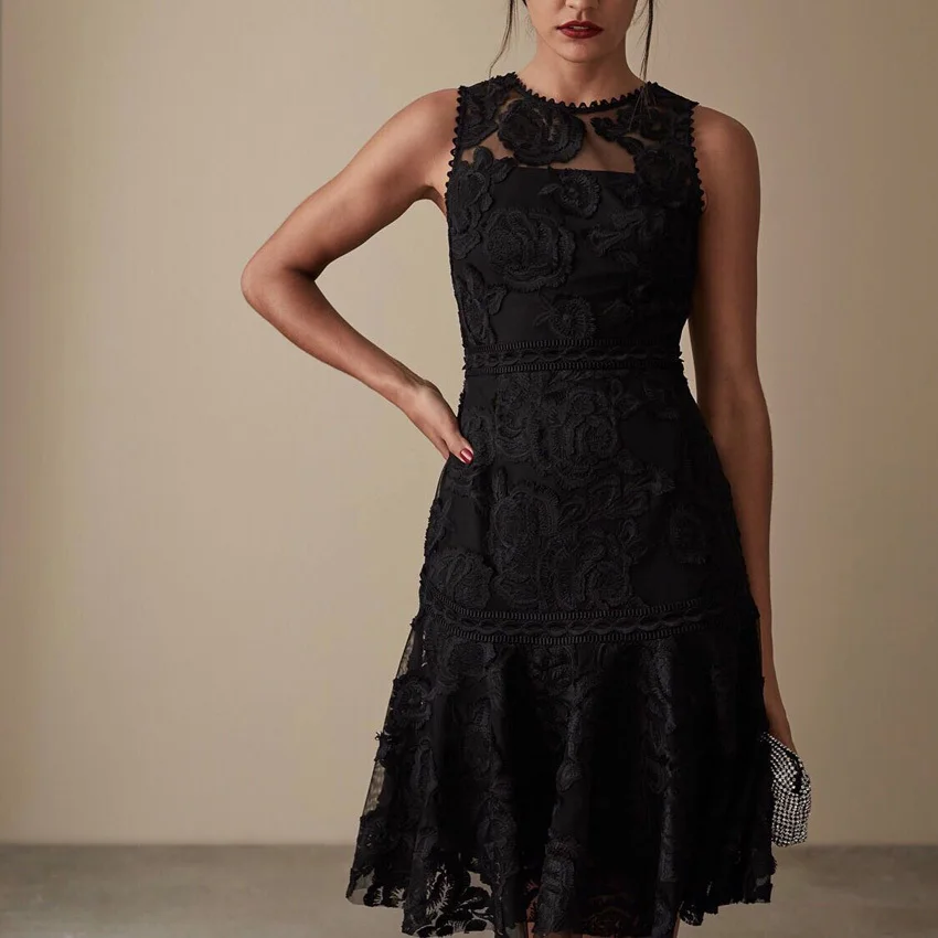 2019 Новое весеннее модное кружевное платье с круглым вырезом и рукавами высокой