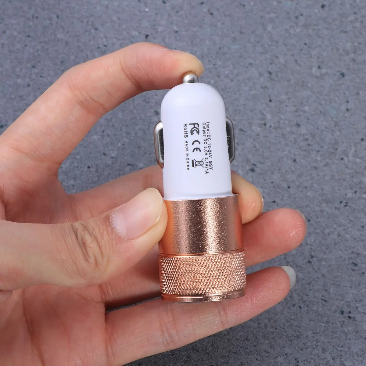 Сдвоенный USB Автомобильное зарядное устройство 2.1A для iPhone X/8 Plus/8/7 Plus/7/6s Plus/6s и