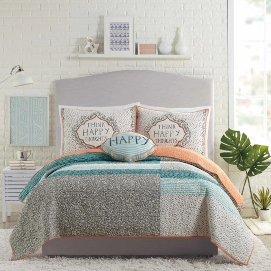 Набор стеганых одеял Molly Hatch Happy Thoughts от Makers Collective | Дом и сад
