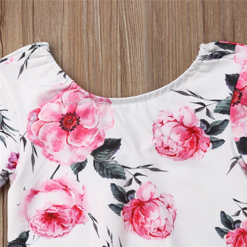 Одежда для новорожденных Комплект детской одежды маленькой девочки изящное