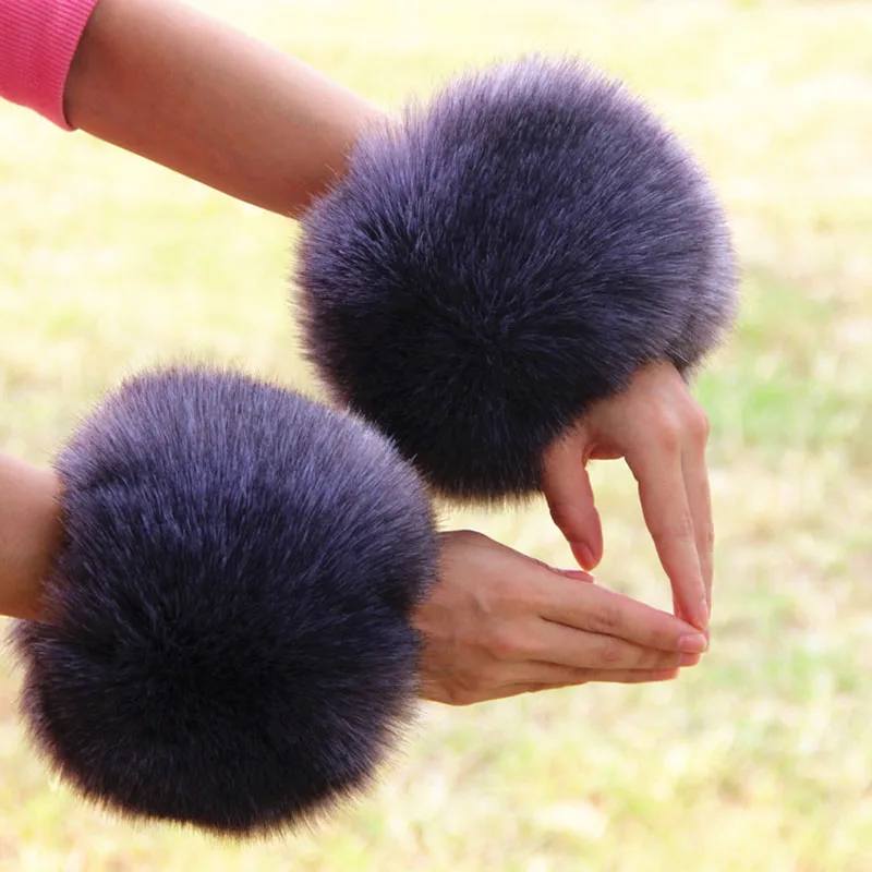 Women Oversized Faux Rabbit Fur Hairy Cuff Bracelet Comfortable Windproof Arm Warmers Wristband Ladies Short Sleeve W116 |