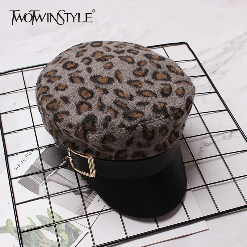 TWOTWINSTYLE элегантный корейский модный берет женский леопардовый шерстяной