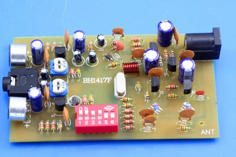 

BH1417F 0.1W FM Transmitter Digital Radio Station PLL Stereo music player FM 87.7MHz-107.9 MHZ Frequency DIY KITS FOR Amplifier