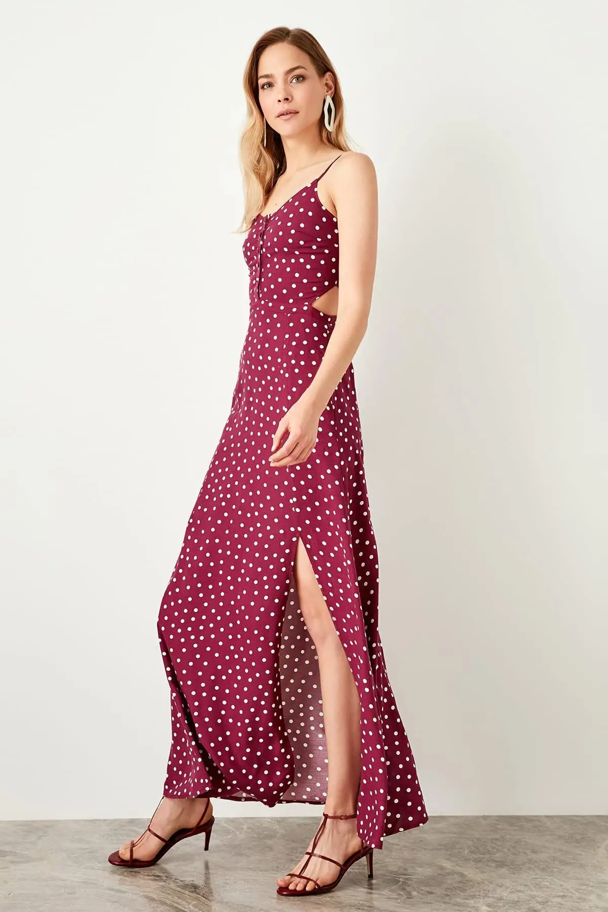 Trendyol Fuchsia Polka Dot Button Detail Dress TWOSS19EH0171 | Женская одежда