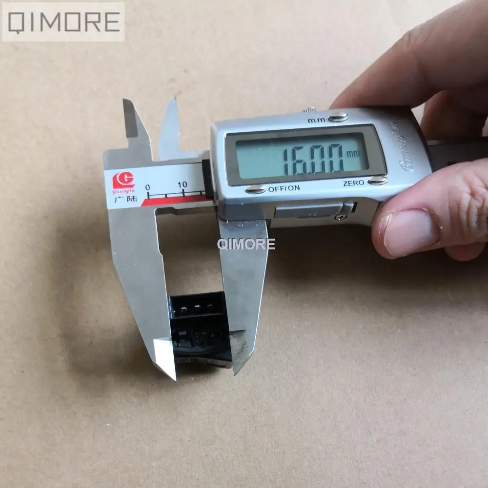 3 контактный дальний/ближний свет переключатель для мопеда B08 B09 Sunny DIO GY6 50 80 139QMB