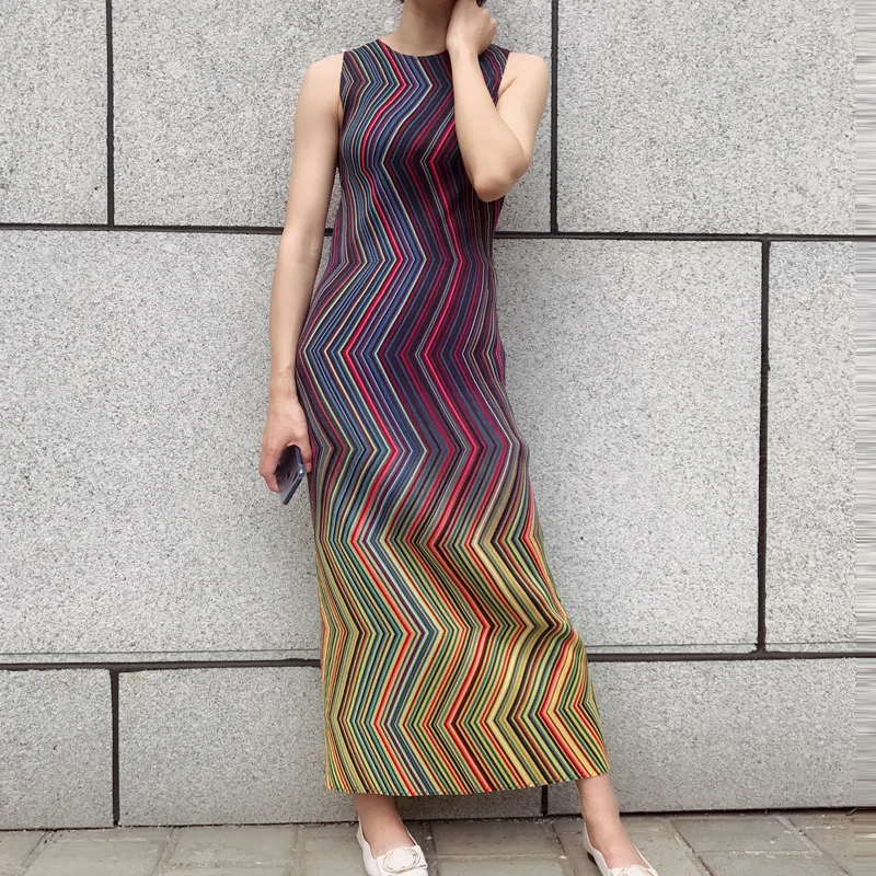 Miyake Fold Striped Dress European Station Fashion Big Size Slim Women's Pleats Dress