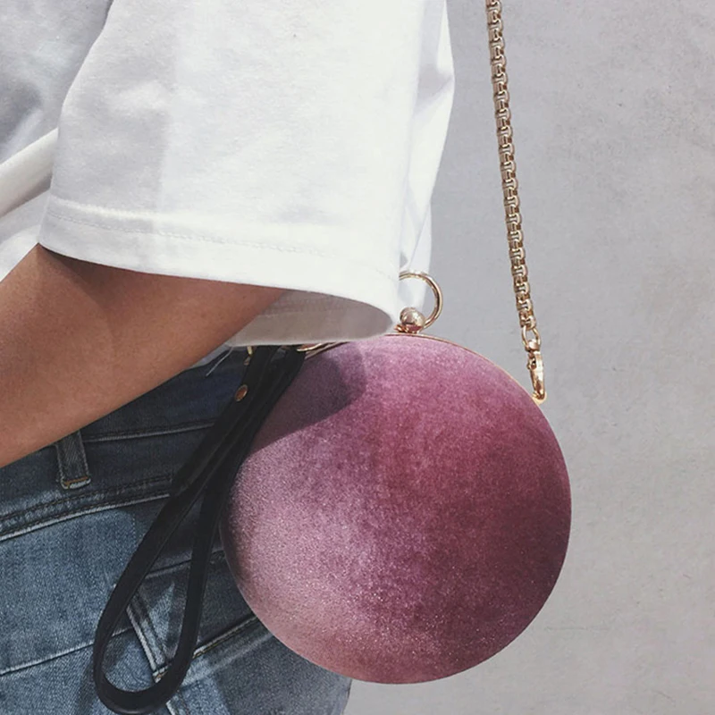 Женская вечерняя сумка с бусинами и бриллиантами свадебная на запястье клатч