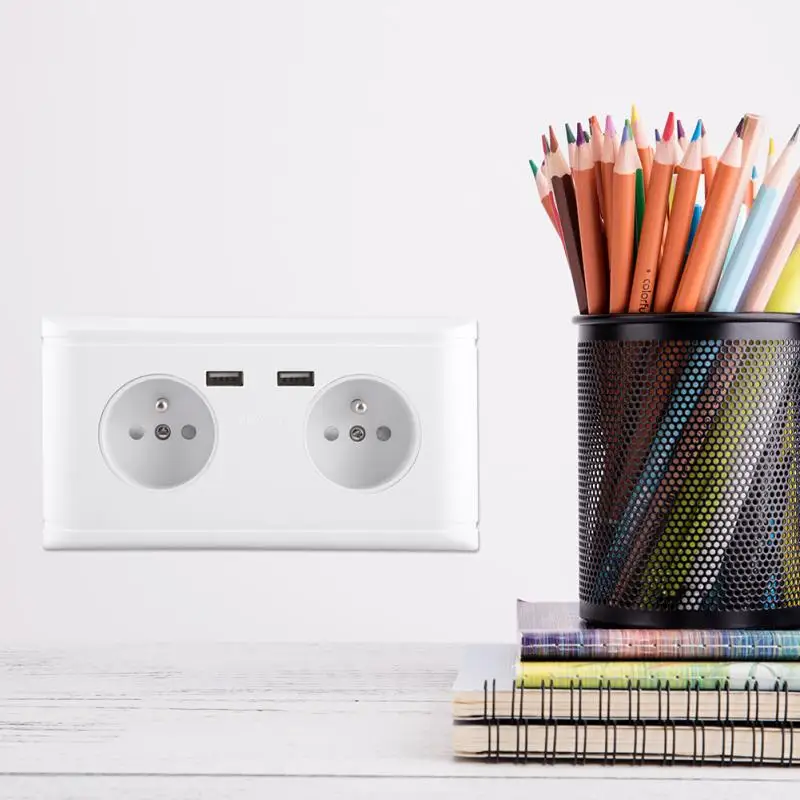 Настенное зарядное устройство с двумя USB портами 16 А 250 В|Электрические розетки| |