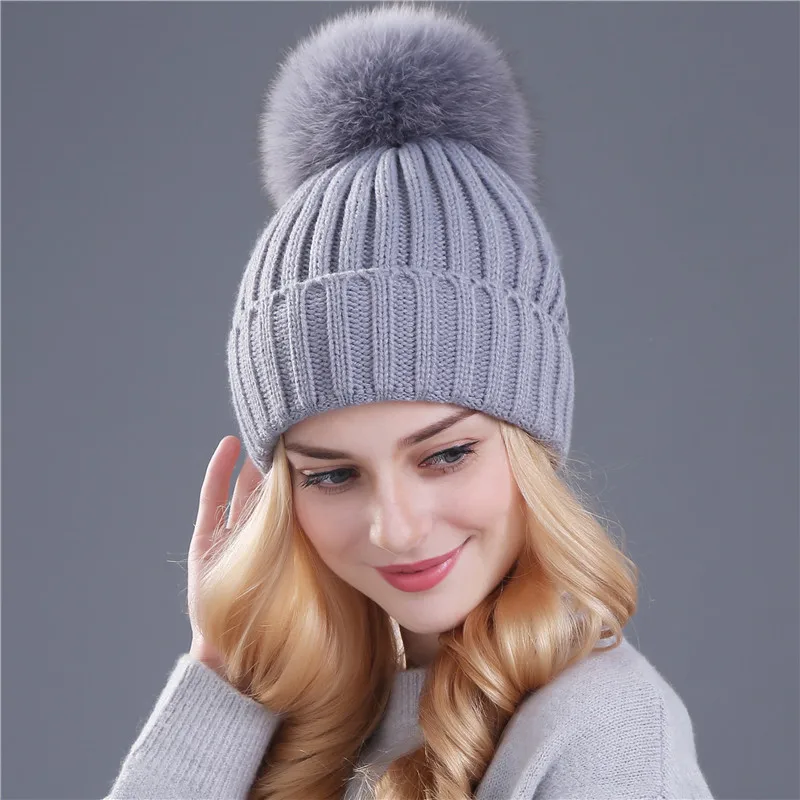 Xthree норки и меха лисы ball cap хип хоп помпонами зимняя женская шапка для девочек