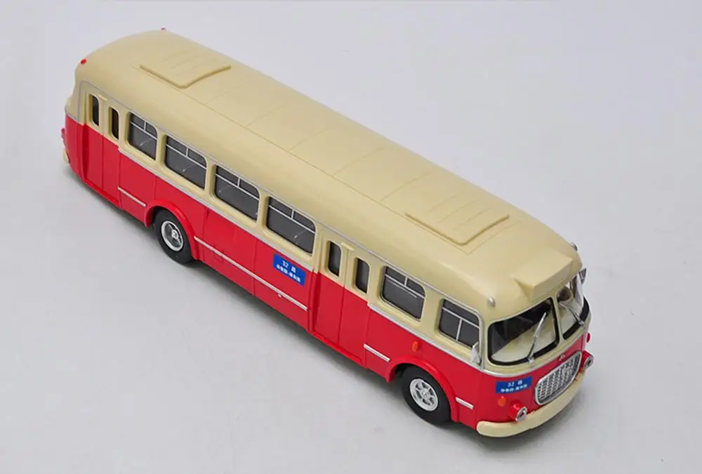 Коллекция моделей SKODA 706RTO KAROSA Beijing Bus #32 из ПВХ масштаб 1/43|Наземный транспорт| |