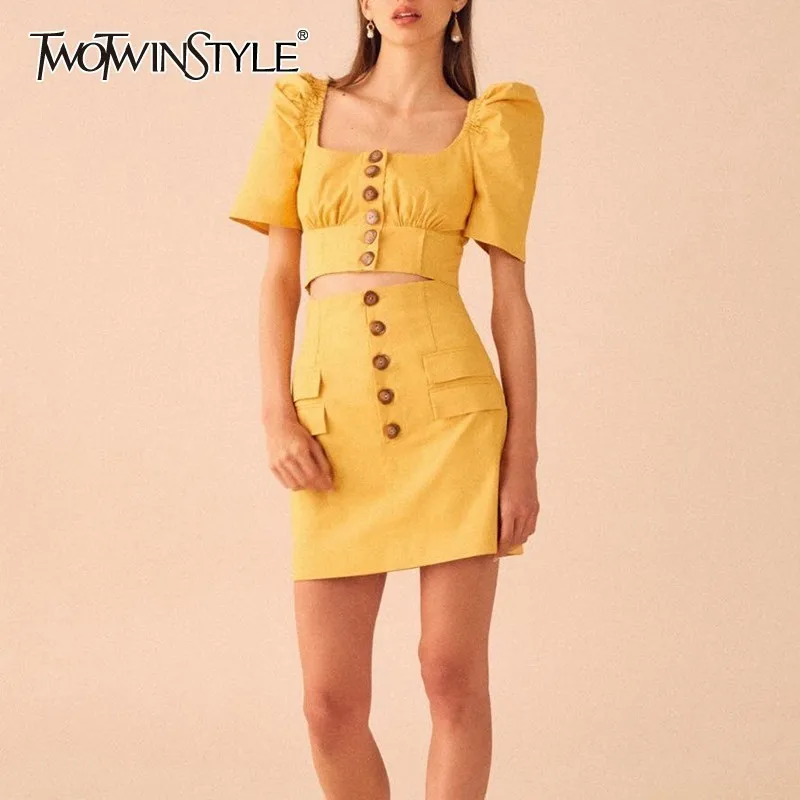 TWOTWINSTYLE, винтажный Однотонный женский костюм, квадратный воротник, с пышными рукавами, на пуговицах, топы, высокая талия, тонкая мини-юбка, комплект из двух предметов, летний