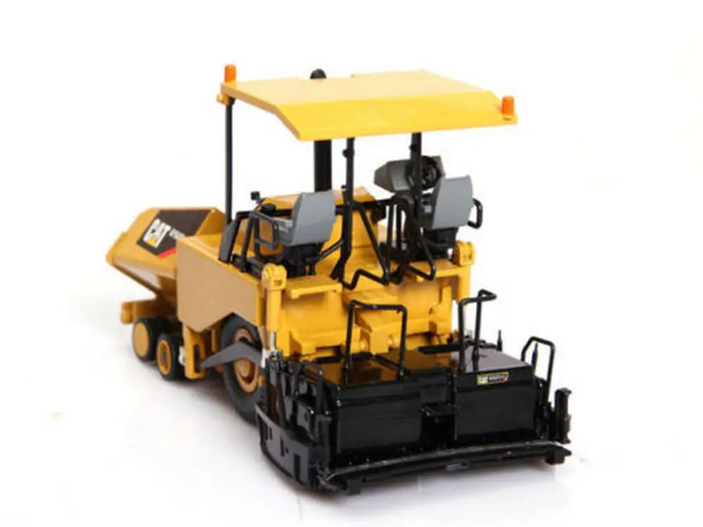 Асфальтоукладчик Norscot 1/50 Caterpillar Cat AP600D с навесом модель 55260 |