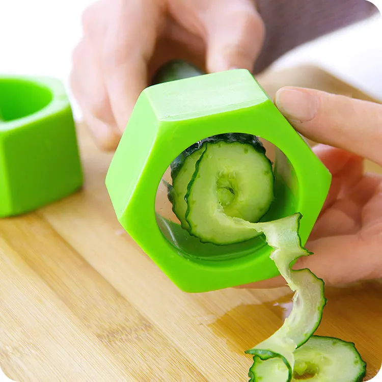 Creative Multi - Purpose Vegetable Cutter Screw Cucumber Slicer Plastic Peeler Fruit Spiralizer Salad Fruits tool | Дом и сад