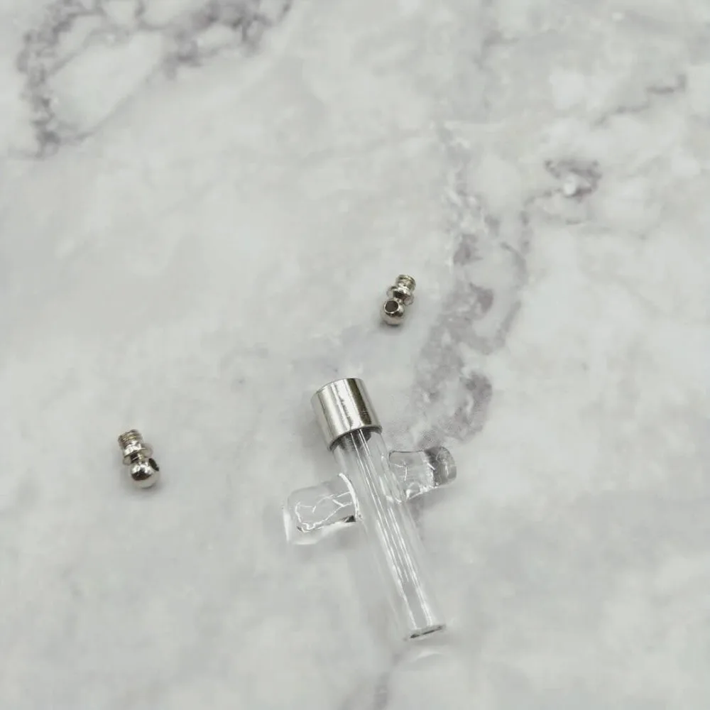 100pcs/lot cross shape SCREW CAP glass vial pendant Miniature Wishing Bottle clear oil charm name or rice art diy locket vials | Дом и сад