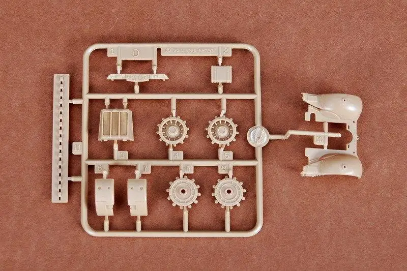 Trumpeter 1/72 07203 FAMO Sd.Kfz.9/18ton полутрек | Игрушки и хобби