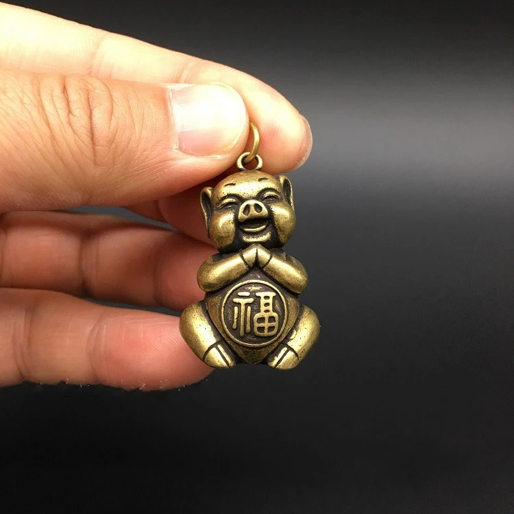 

Collectable Chinese Brass Carved Animal Zodiac Pig Exquisite Small Pendant Statues