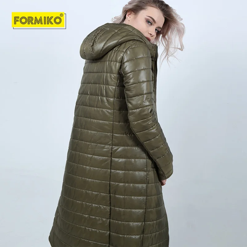 Formiko Новинка 2019 Женская стильная приталенная куртка с капюшоном. Утеплённый
